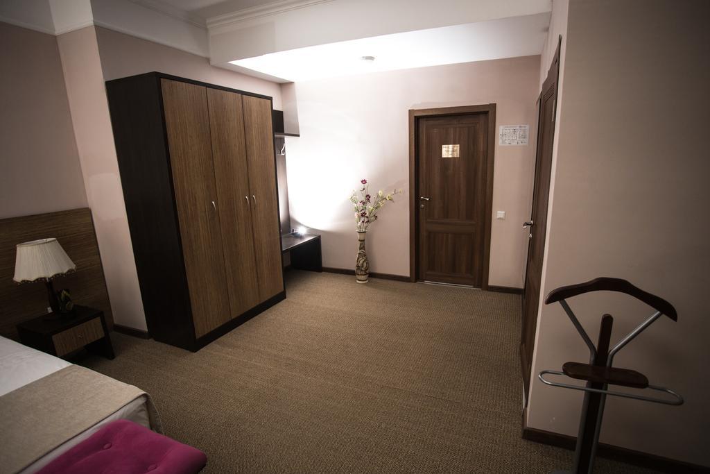 Kel Inn Hotel Astana Ngoại thất bức ảnh